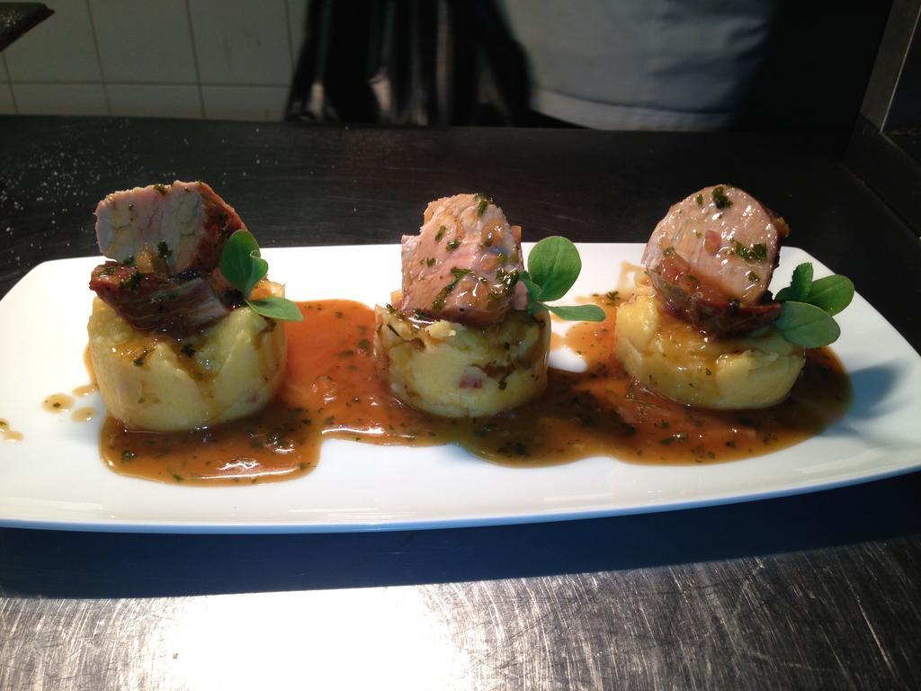 Millhouse Hotel And Riverside Restaurant Sharnbrook ภายนอก รูปภาพ