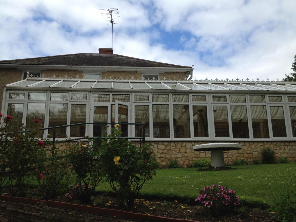 Millhouse Hotel And Riverside Restaurant Sharnbrook ภายนอก รูปภาพ